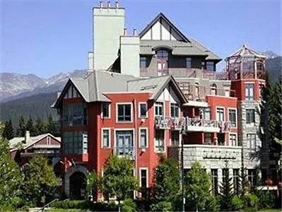 Alpenglow Lodge By Mva Whistler Hébergement de vacances